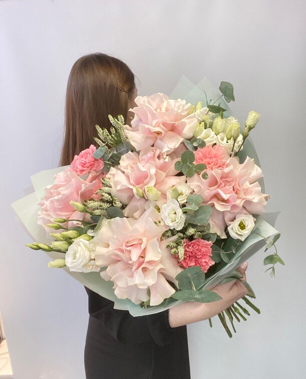 Букет тиффани за 5650₽ с доставкой в Москве от JustFlor на Flawery