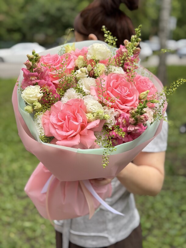Букет цветов Летнее утро за 6292₽ с доставкой в Москве от JustFlor на Flawery