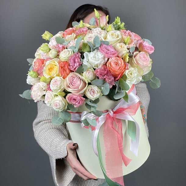 Букет цветов Малибу за 18900₽ с доставкой в Москве от Flora.Laboratory на Flawery
