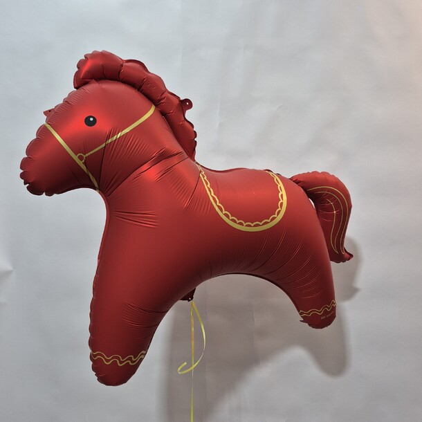 Шар (42/107 см) фигура, красная лошадка, артикул F1558881 - 1100 рублей, доставка по городу. Flawery - доставка цветов