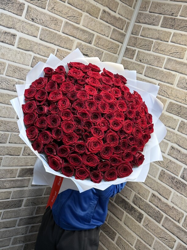 Букет цветов 101 роза 🌹 за 37512₽ с доставкой в Москве от AYANA FLOWERS на Flawery