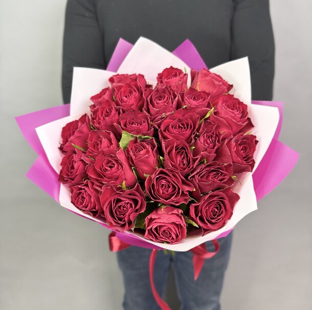 Букет цветов Красные розы 25 за 2290₽ с доставкой в Красноярске от Flower4U на Flawery