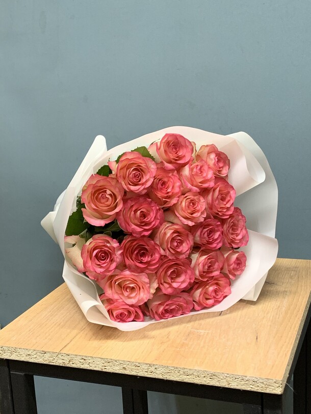 Букет цветов Джумиля 21шт за 3412₽ с доставкой в Москве от Umma Flowers на Flawery