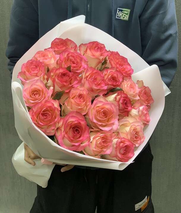 Букет цветов Джумилия 21шт за 3876₽ с доставкой в Москве от Umma Flowers на Flawery