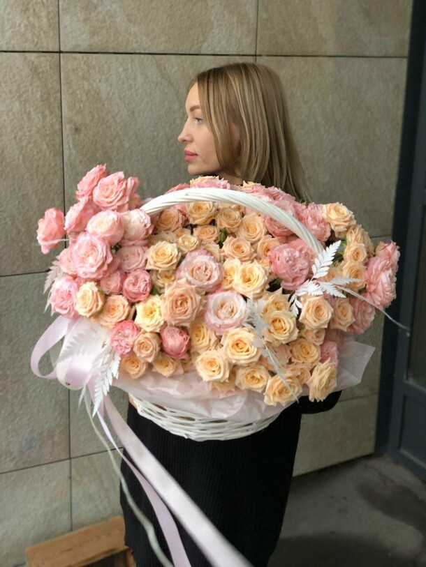 Нежные краски, артикул F1473165 - 23500 рублей, доставка по городу. Flawery - доставка цветов