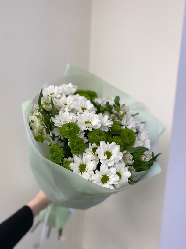 Букет хризантемы и альстромерия за 9211₽ с доставкой в Москве от Ramona’s bloom на Flawery