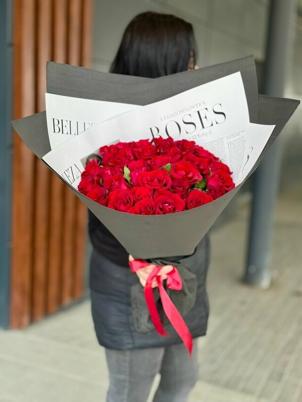 Роза 🌹., артикул F1475011 - 9867 рублей, доставка по городу. Flawery - доставка цветов