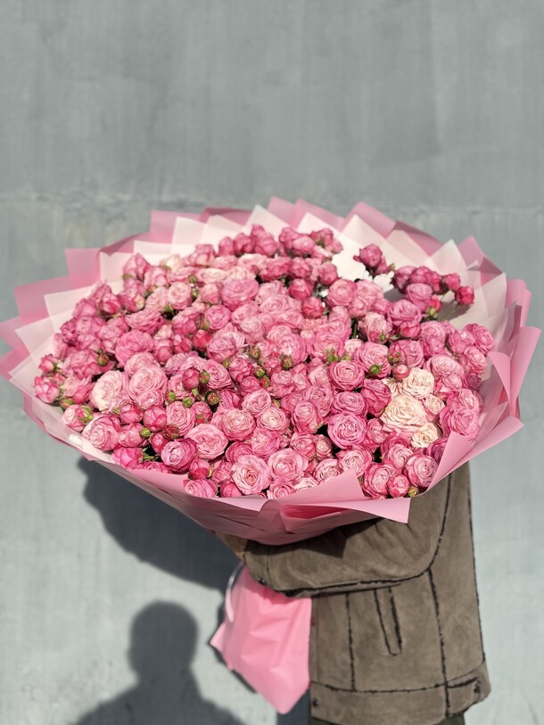 Букет из кустовых роз за 21725₽ с доставкой в Москве от Start flowers на Flawery