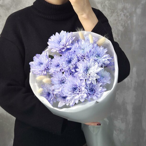 Букет цветов Необычный букет из хризантем и лагуруса💜 за 2178₽ с доставкой в Москве от Senti Flora на Flawery