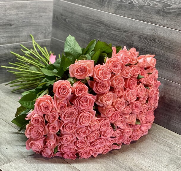 Букет цветов Удивительная красота 😍 за 29971₽ с доставкой в Москве от Привет, Букет! на Flawery