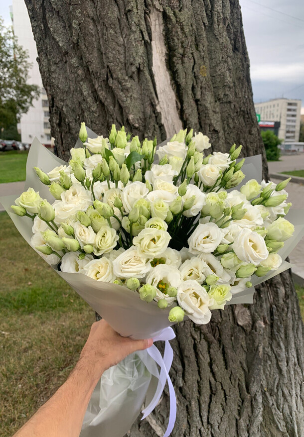Букет цветов День знаний 1 сентября за 3900₽ с доставкой в Москве от Рижская на Flawery