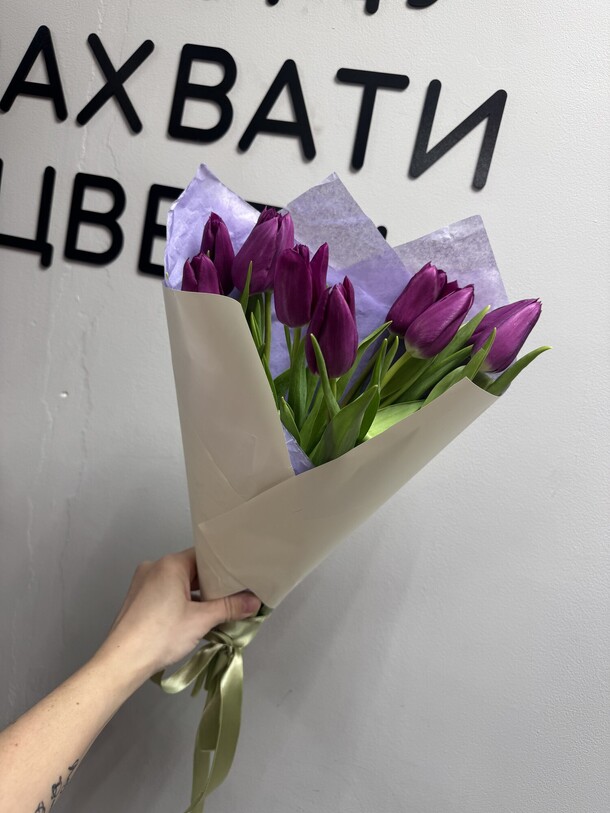 Букет цветов Тюльпаны лиловые в букете за 5900₽ с доставкой в Москве от Цветочный на Миля на Flawery
