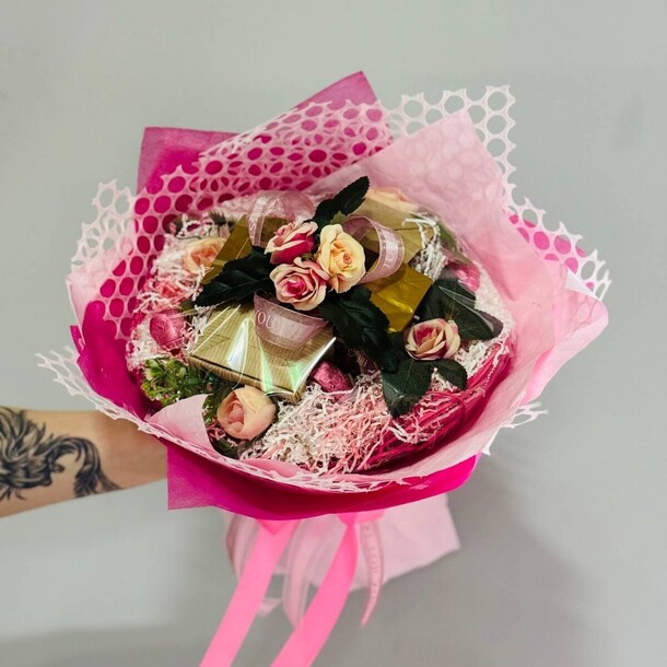Букет из чая и кофе подарок для девушки, учителя, мамы за 3981₽ с доставкой в Москве от Дарите Красиво на Flawery