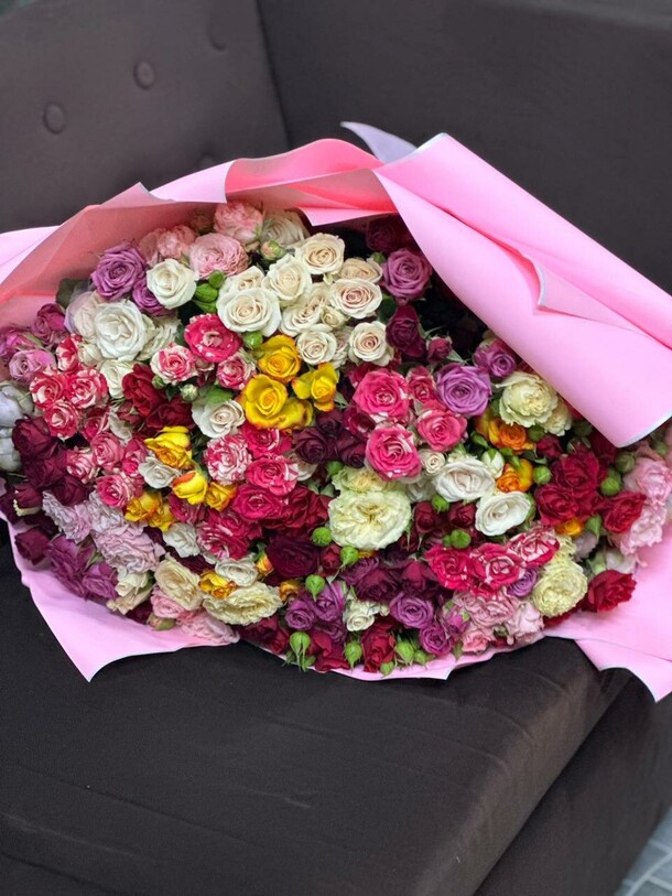 Букет чувств за 12450₽ с доставкой в Москве от Цветочный экспресс на Flawery