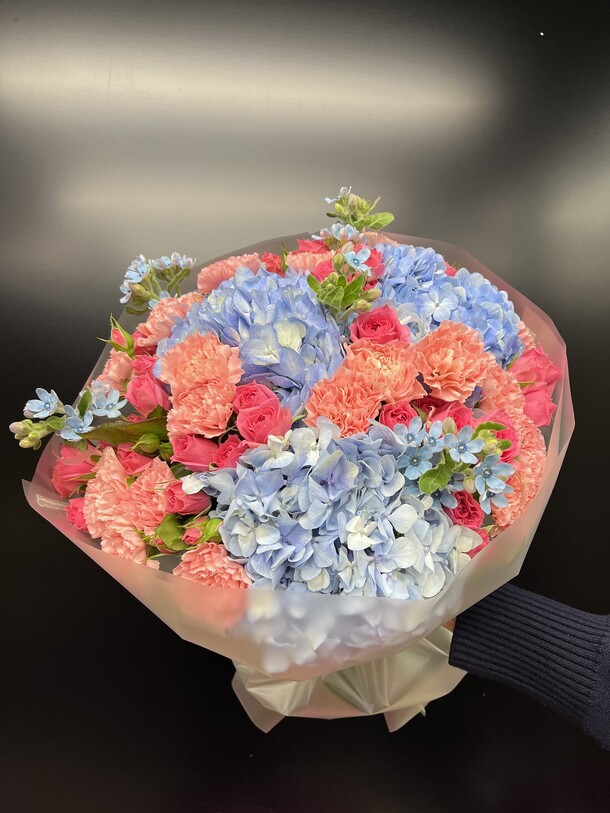 Букет цветов Дофаминовый букет🌸 за 8400₽ с доставкой в Москве от INSPIRATION на Flawery