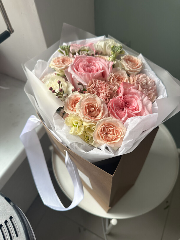 Букет премиум ❤️ за 4400₽ с доставкой в Москве от По любви на Flawery