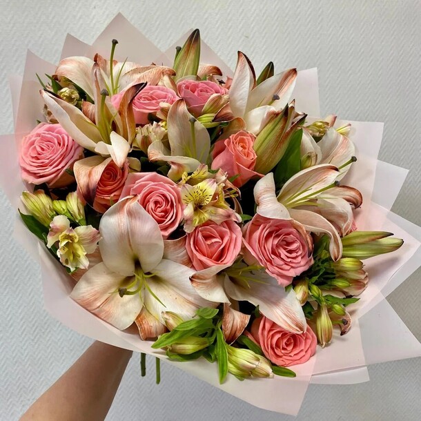 Букет "персиковый рассвет" за 7460₽ с доставкой в Москве от TA - Flowers_24 на Flawery