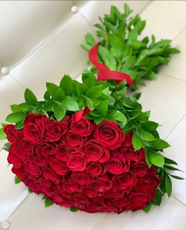 Букет цветов Карамель за 43999₽ с доставкой в Москве от Fashion Flowers на Flawery