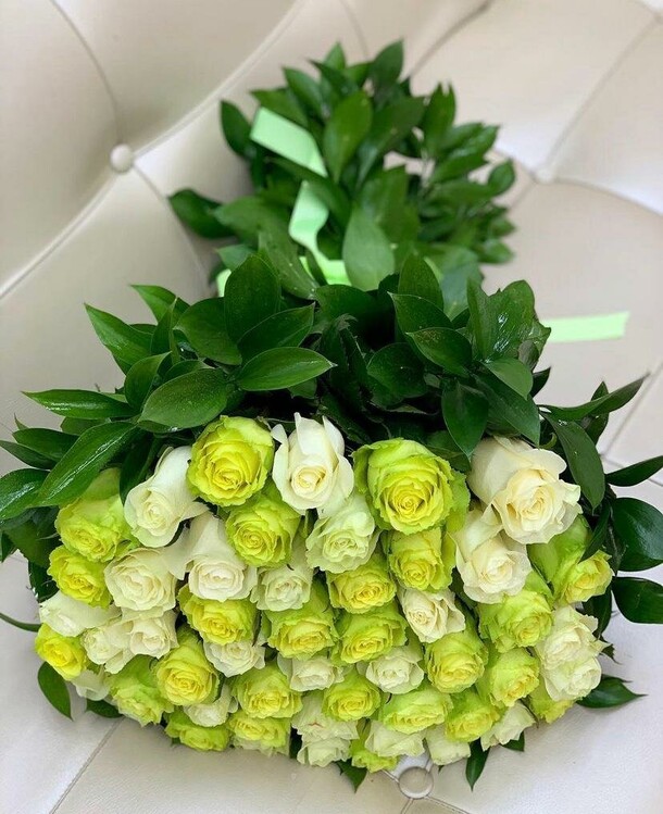 Букет цветов Латтэ за 74054₽ с доставкой в Москве от Fashion Flowers на Flawery