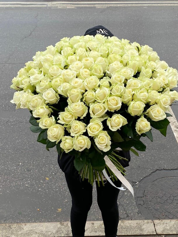 Букет цветов Белоснежка за 27499₽ с доставкой в Москве от Fashion Flowers на Flawery