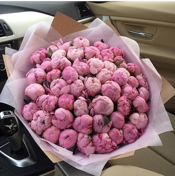 Букет цветов Розовый манхеттен за 43999₽ с доставкой в Москве от Fashion Flowers на Flawery