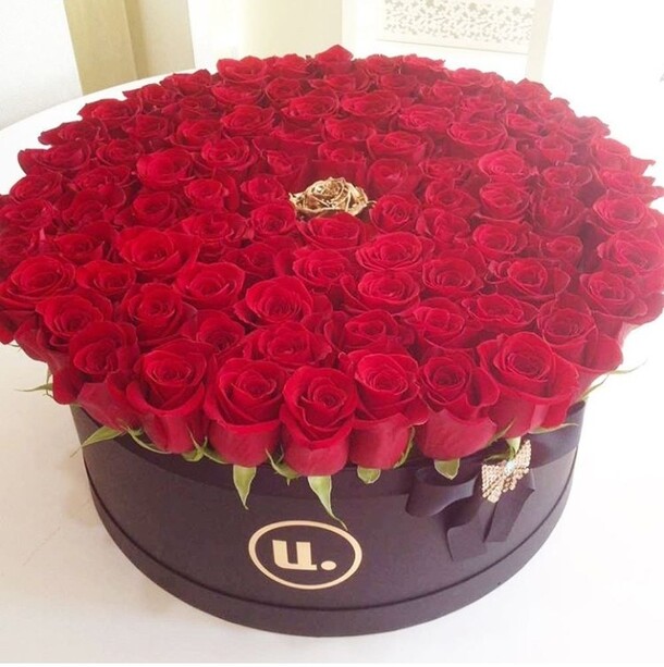 Букет цветов Только для неё за 90783₽ с доставкой в Москве от Fashion Flowers на Flawery