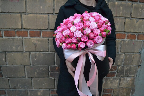 Букет цветов Эмили роуз за 19799₽ с доставкой в Москве от Fashion Flowers на Flawery