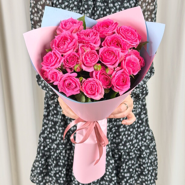 Букет "малиновый флирт" за 3428₽ с доставкой в Москве от Flora Decor на Flawery
