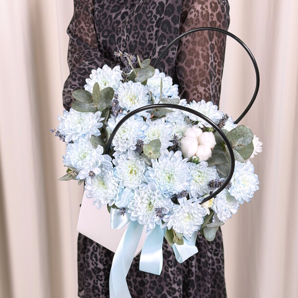 Букет цветов Композиция «касание неба» за 3905₽ с доставкой в Москве от Flora Decor на Flawery