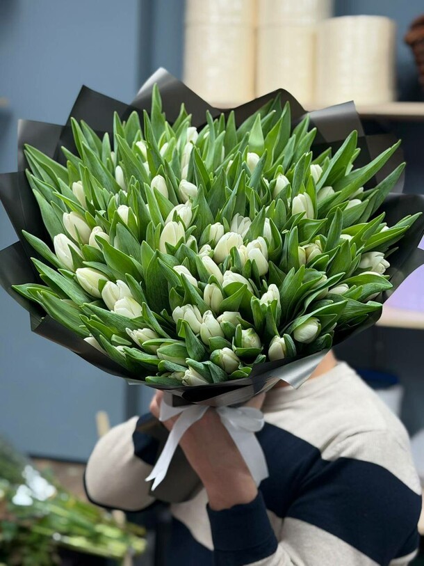 Букет цветов Невинность весны за 30689₽ с доставкой в Москве от Butterfly of flowers на Flawery