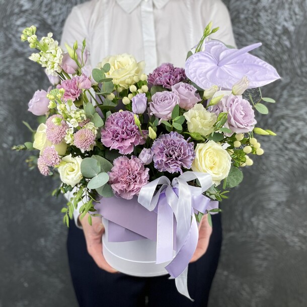 Букет цветов Барселонетта за 12451₽ с доставкой в Москве от VIOLETFLOWERS.RU на Flawery