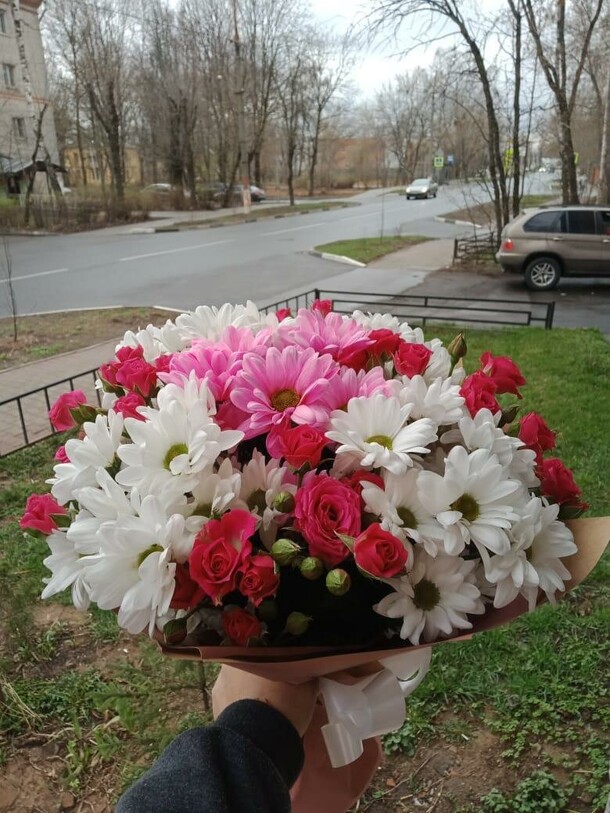 Букет «ягодка» за 5250₽ с доставкой в Москве от Flowers-for-you на Flawery