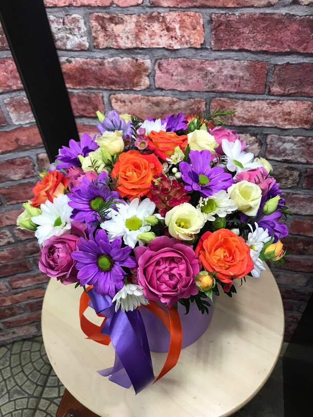 Букет цветов Цветы в коробке «милано» за 8504₽ с доставкой в Москве от Flowers-for-you на Flawery