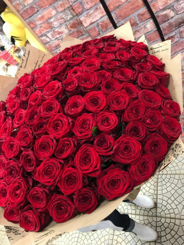 Букет цветов Ред наоми 101 шт за 21200₽ с доставкой в Москве от Flowers-for-you на Flawery