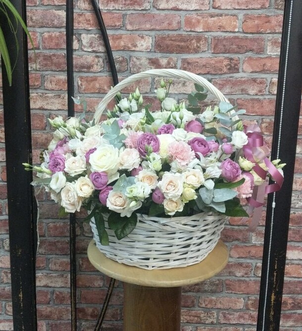 Букет цветов Корзина с цветами за 25750₽ с доставкой в Москве от Flowers-for-you на Flawery