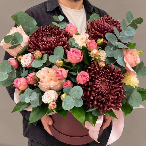 Букет цветов Мокко блюм за 7490₽ с доставкой в Москве от Bloomona на Flawery