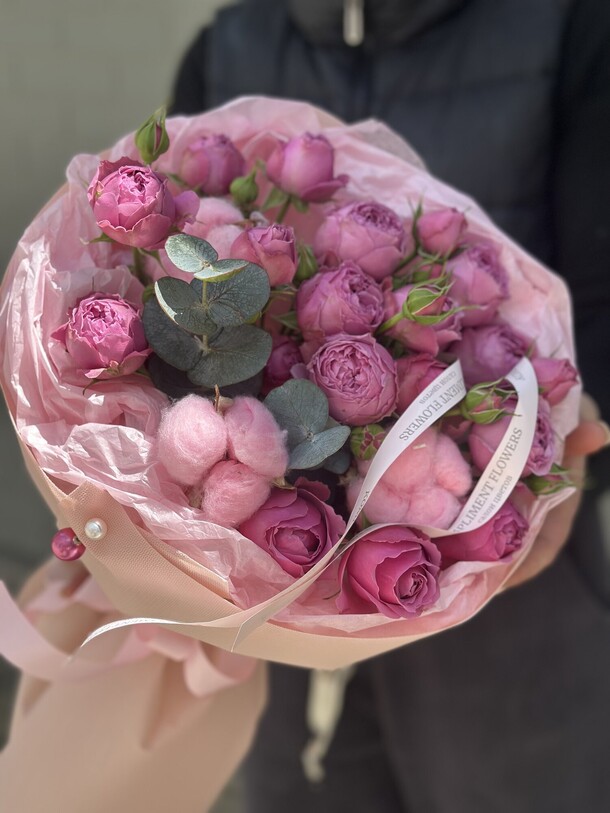 Букет цветов Пиновидная роза “missty babls” за 4500₽ с доставкой в Анапе от Kompliment Flowers&Present; на Flawery