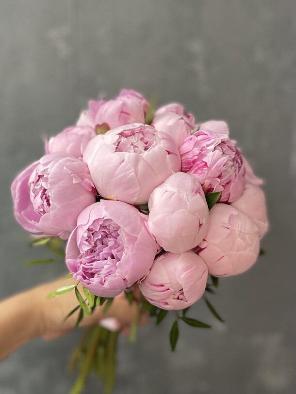 Букет невесты за 13980₽ с доставкой в Москве от Dary flowers на Flawery