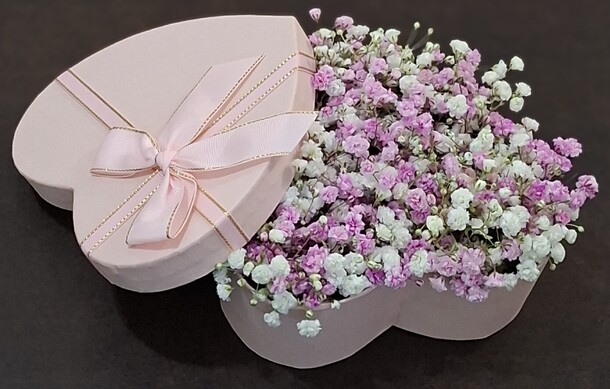Букет цветов Сердечко 💝 (мини) за 500₽ с доставкой в Москве от БериБукетик на Flawery