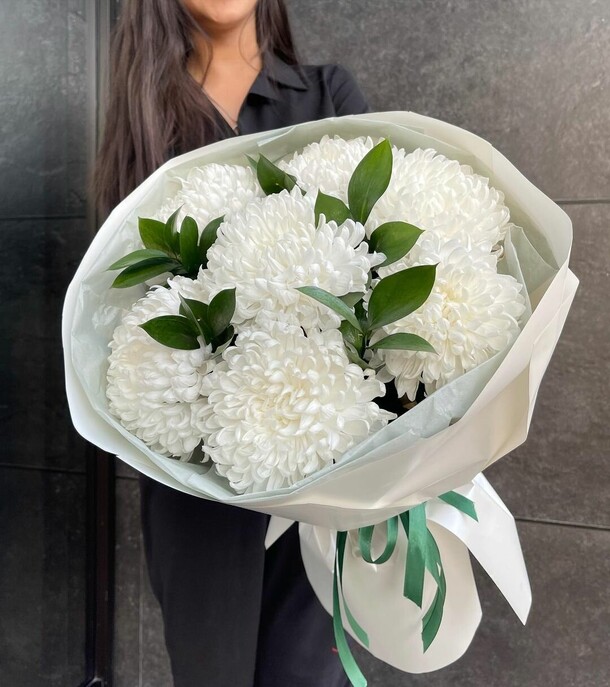 Букет цветов Миллионная за 5100₽ с доставкой в Москве от Elvira flovers на Flawery