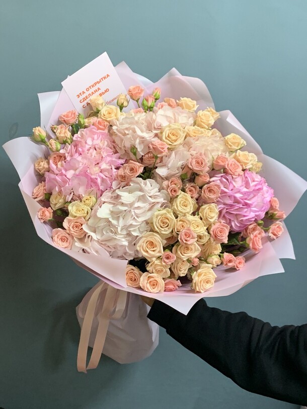 Букет нежность за 10299₽ с доставкой в Москве от Elvira flovers на Flawery