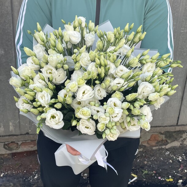 Букет цветов Эустома за 6498₽ с доставкой в Москве от Elvira flovers на Flawery