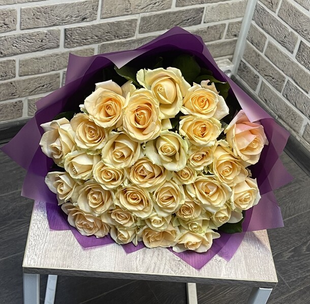 Букет цветов Роза за 8579₽ с доставкой в Москве от Elvira flovers на Flawery