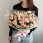 Букет из нежно-розовых кустовых роз