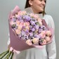 Красивый букет: кустовая пионовидная Роза и кустовая лавандовая маттиола, ширина 30 см арт. 252
