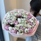 Букет из белых и розовых пионов с добавлением белой маттиолы