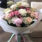 Букет из пионов и розы