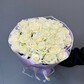Шикарный букет из белых роз