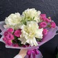 Букет из французских и кустовых роз