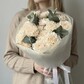 Букет из 15 бежевых диантусов Брют и эвкалипта .631